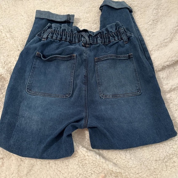 Almost Famous jeans - Picture 3 of 5